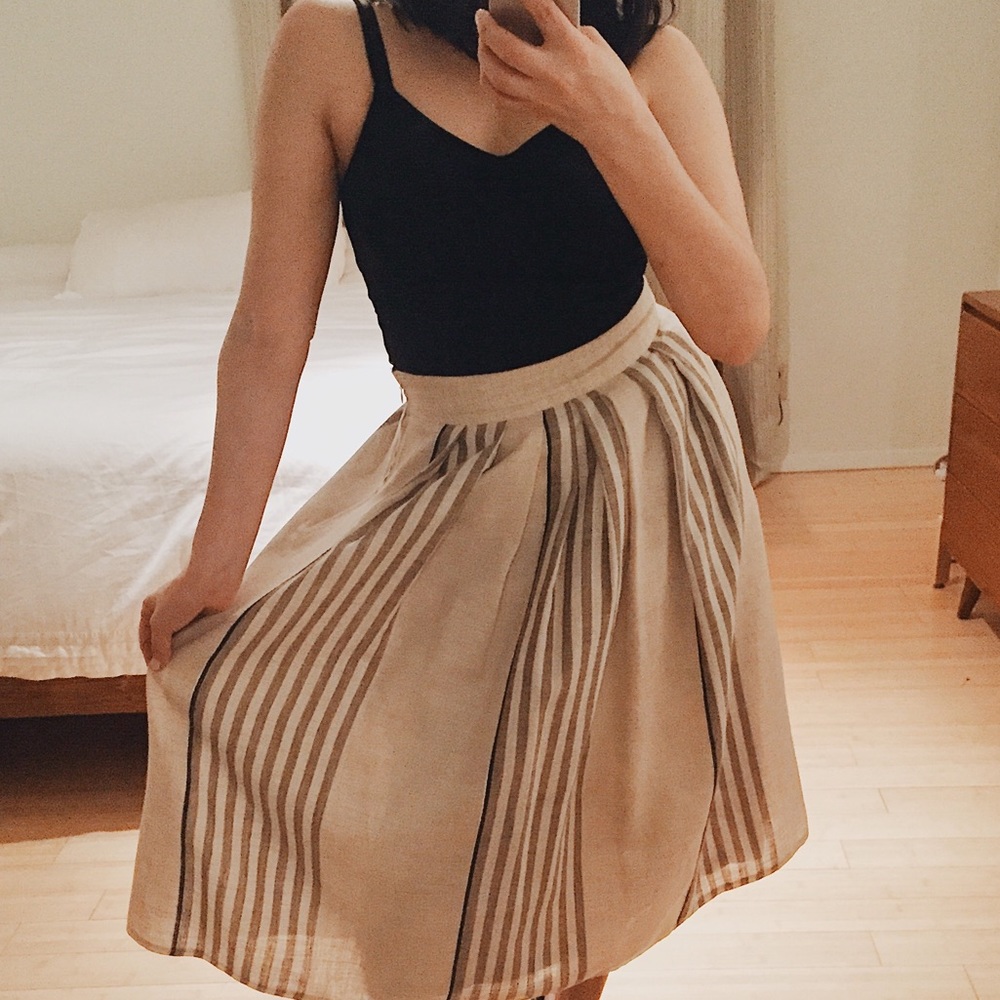 Vintage high-waist skirt (euro sizing)